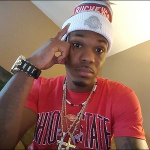 Meet your Posher, Dominic